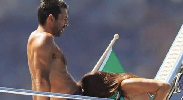 La explicación de Buffon por ¿la foto sexual?