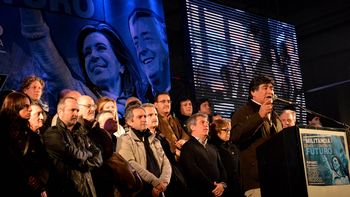 los fondos buitres vienen por vaca muerta y por el agua los fondos buitres vienen por vaca muerta y por el agua