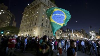 cincuenta mil personas se manifestaron en las calles de san pablo cincuenta mil personas se manifestaron en las calles de san pablo