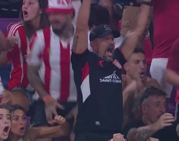 La reacción de Verón en la tribuna