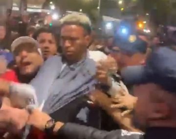 Escándalo en España: la policía agredió a los jugadores de la Selección de Perú