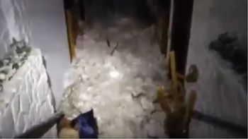 El hotel Rigopiano, bajo la nieve El hotel Rigopiano, bajo la nieve