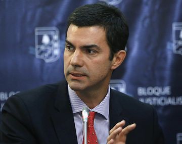 Urtubey reclamó una  distribución más federal