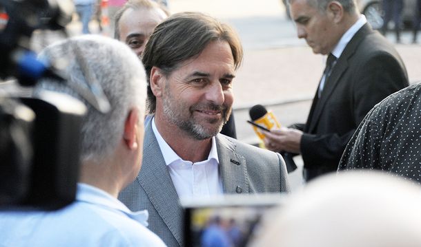 El presidente Luis Lacalle Pou viajará a la Argentina acompañado por el canciller Omar Paganini.