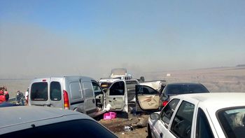 impresionante choque multiple de 21 autos en ruta 2: dos muertos impresionante choque multiple de 21 autos en ruta 2: dos muertos