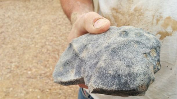 Encuentran la piedra más antigua del mundo en el desierto de Australia