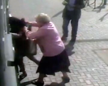 Una abuela de 81 años resistió a un asalto a los golpes