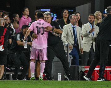 Martino habló sobre su decisión de sacar a Messi: Es entendible que la gente...