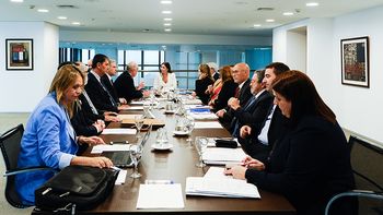 Marina Cabrera presidió su primera reunión como prosecretaria de Presidencia. Marina Cabrera presidió su primera reunión como prosecretaria de Presidencia.
