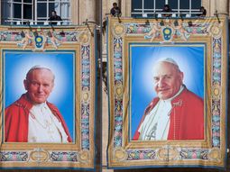 Los papas canonizados ya tienen su santoral
