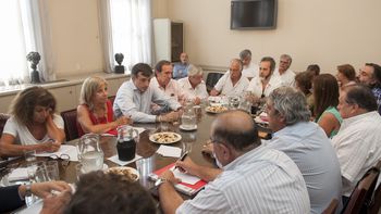 paritaria docente nacional: el gobierno ofrecio una suba del 40% paritaria docente nacional: el gobierno ofrecio una suba del 40%