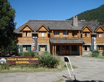 Comunidades mapuches tomaron la intendencia del Parque Nacional Lanín