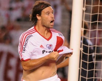 Cavenaghi sueña con River y lo busca San Lorenzo