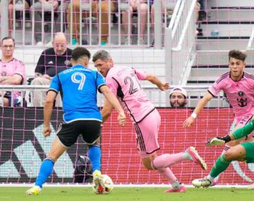 La noche de Cóccaro ante Inter Miami: un gol y un insólito errado