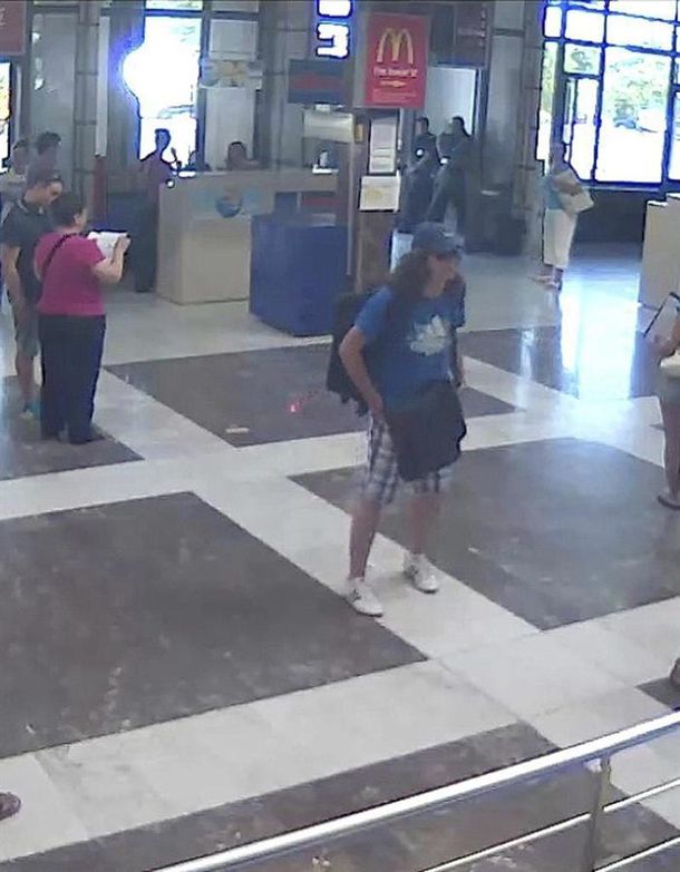 Difunden fotos del supuesto autor del atentado en Bulgaria
