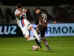 Platense se impuso de local a Tigre y respira con los promedios