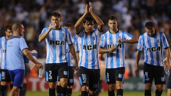 las fotos del triunfo de racing ante bolivar las fotos del triunfo de racing ante bolivar