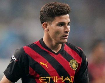 Con el debut de Julián Álvarez