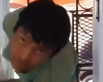 Intentó robar un kiosco por la ventana