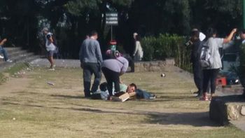 Sacó a pasear el perro y un petardo que tiraron estudiantes lo mató Sacó a pasear el perro y un petardo que tiraron estudiantes lo mató