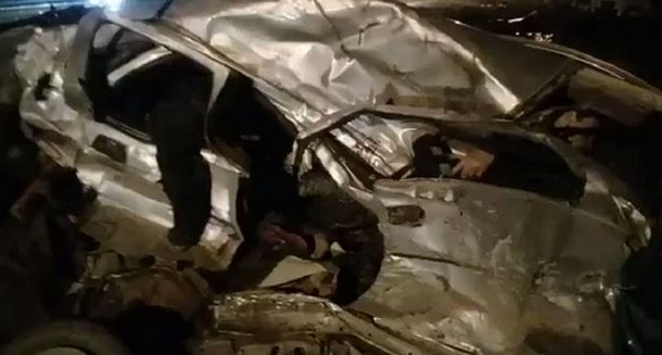 Cuatro muertos por el choque de un auto y un camión en Pilar