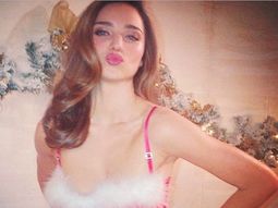 Ella deleitó a sus fans en vísperas de Navidad