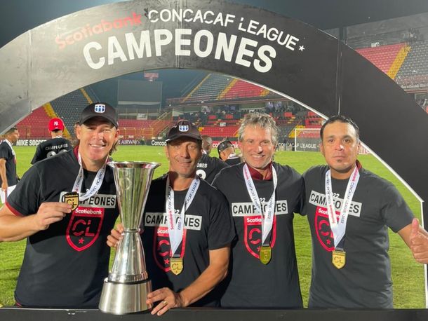 El Olimpia hondureño de Pedro Troglio se consagró campeón de la Liga Concacaf 2022