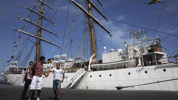 respaldo de la unasur a la argentina por la fragata libertad respaldo de la unasur a la argentina por la fragata libertad