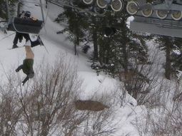 Esquiador desnudo Esquiador desnudo