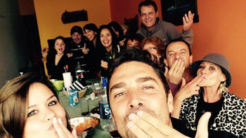 matias ale y su mujer: chicana y foto dedicada a mirtha legrand y sabrina ravelli matias ale y su mujer: chicana y foto dedicada a mirtha legrand y sabrina ravelli