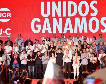 Encuentro de la UCR a 2 días de la inscripción de alianzas