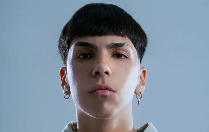 Milo J lanzó su álbum debut 111