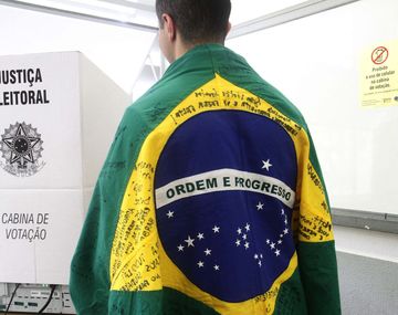 Cerraron los comicios en Brasil: Bolsonaro y Haddad se disputan la presidencia