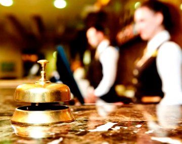 El Gobierno pagará un bono de hasta $22.000 a empleados de hoteles: cómo solicitarlo