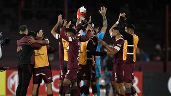 Lanus y Metropolitanos empatan 0-0 en Venezuela
