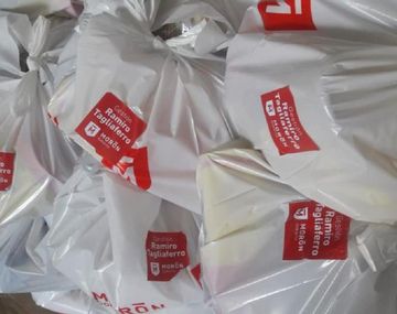 Imputaron al intendente de Morón por repartir chapas