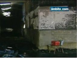 vandalismo en moreno: saquearon y prendieron fuego una escuela vandalismo en moreno: saquearon y prendieron fuego una escuela