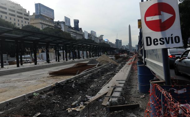 Denuncian a Macri y Rodríguez Larreta por el metrobus