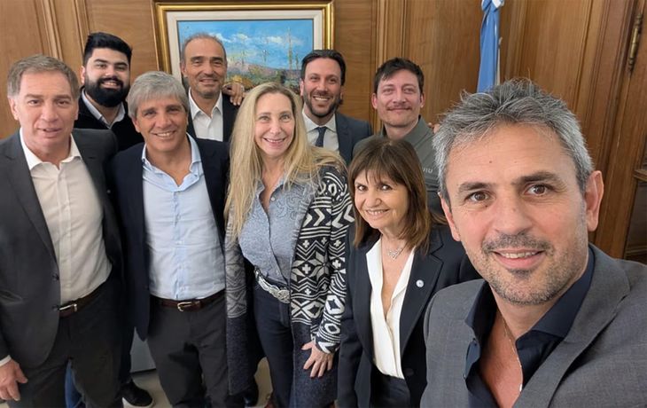 La mesa política del Gobierno se reunió este martes.