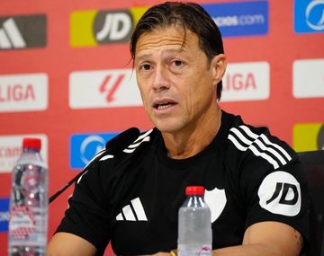 Matías Almeyda y un aviso al Sevilla: La falta de unión llevó a River al descenso