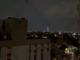 La tormenta eléctrica llegó a varias localidades. La tormenta eléctrica llegó a varias localidades.