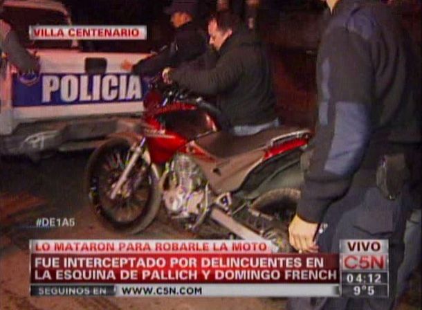 Lo mataron sin mediar palabra para robarle la moto