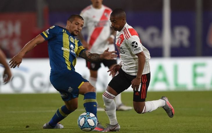 Con suplentes, River visita a Central
