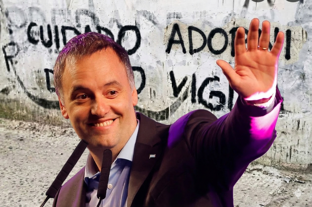 ¿El Diez vigila? A Manuel Adorni le llegó el karma de los que se burlan de Diego Maradona