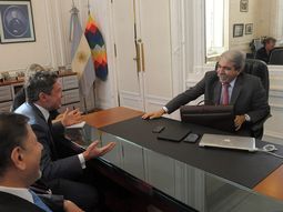 anibal f. recibio al embajador de estados unidos anibal f. recibio al embajador de estados unidos