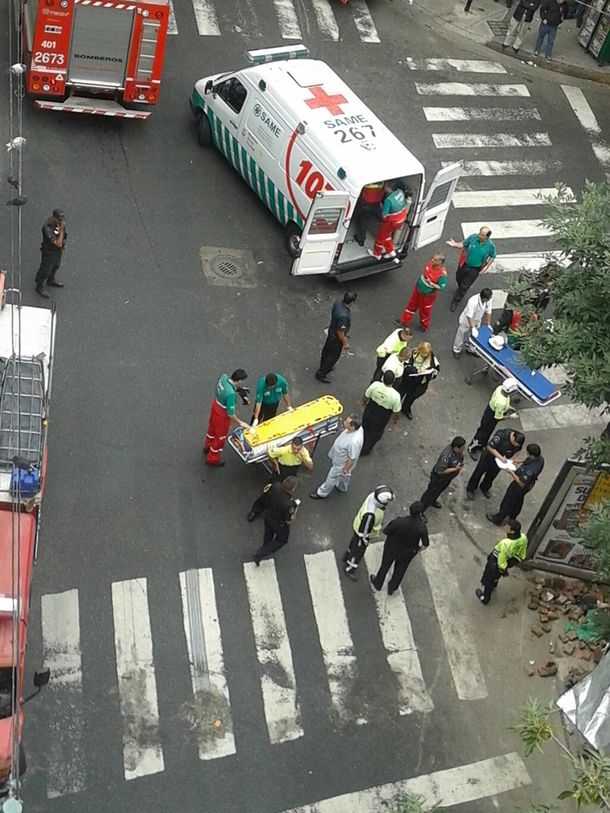 Derrumbe en una obra en Balvanera: un muerto y cuatro heridos