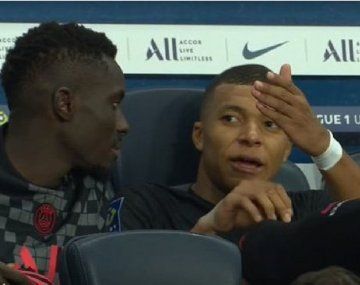 ¿Cabaret en el PSG? Mbappé acusa a Neymar de no pasarle la pelota