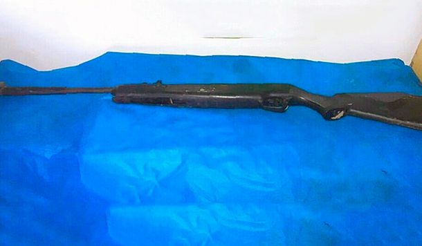 Este es el rifle que habría usado el adolescente