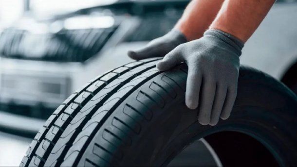 Neumáticos: dura advertencia por stock en gomerías
