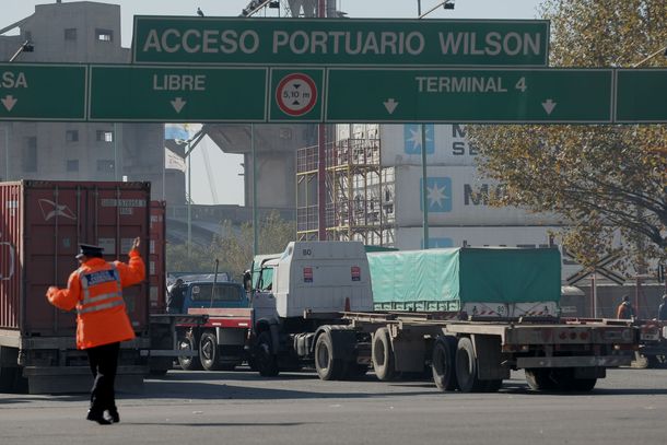 #Paritarias2015: portuarios reclaman un aumento del 44%